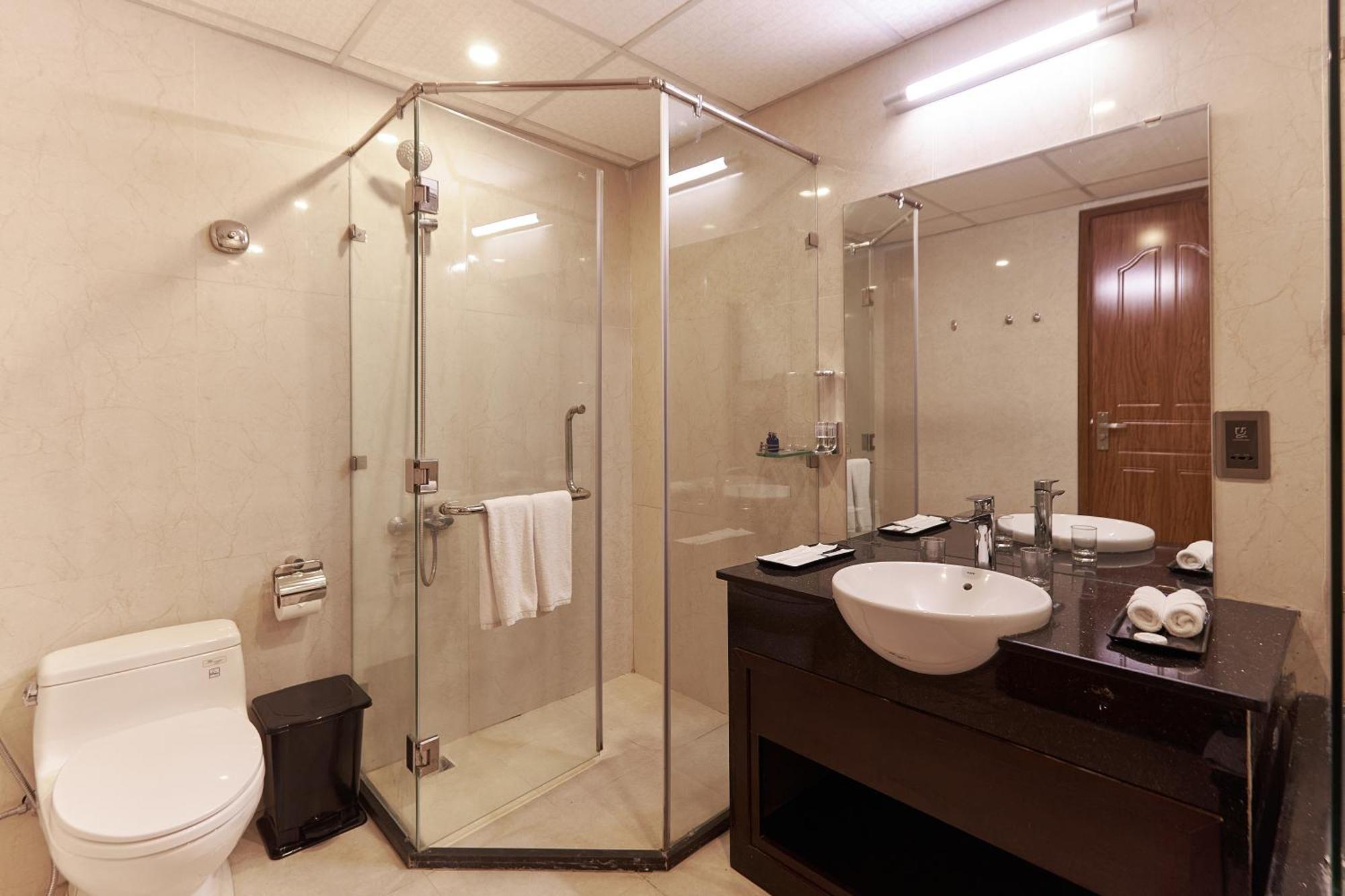 Mercury Apartment Danang Exterior photo