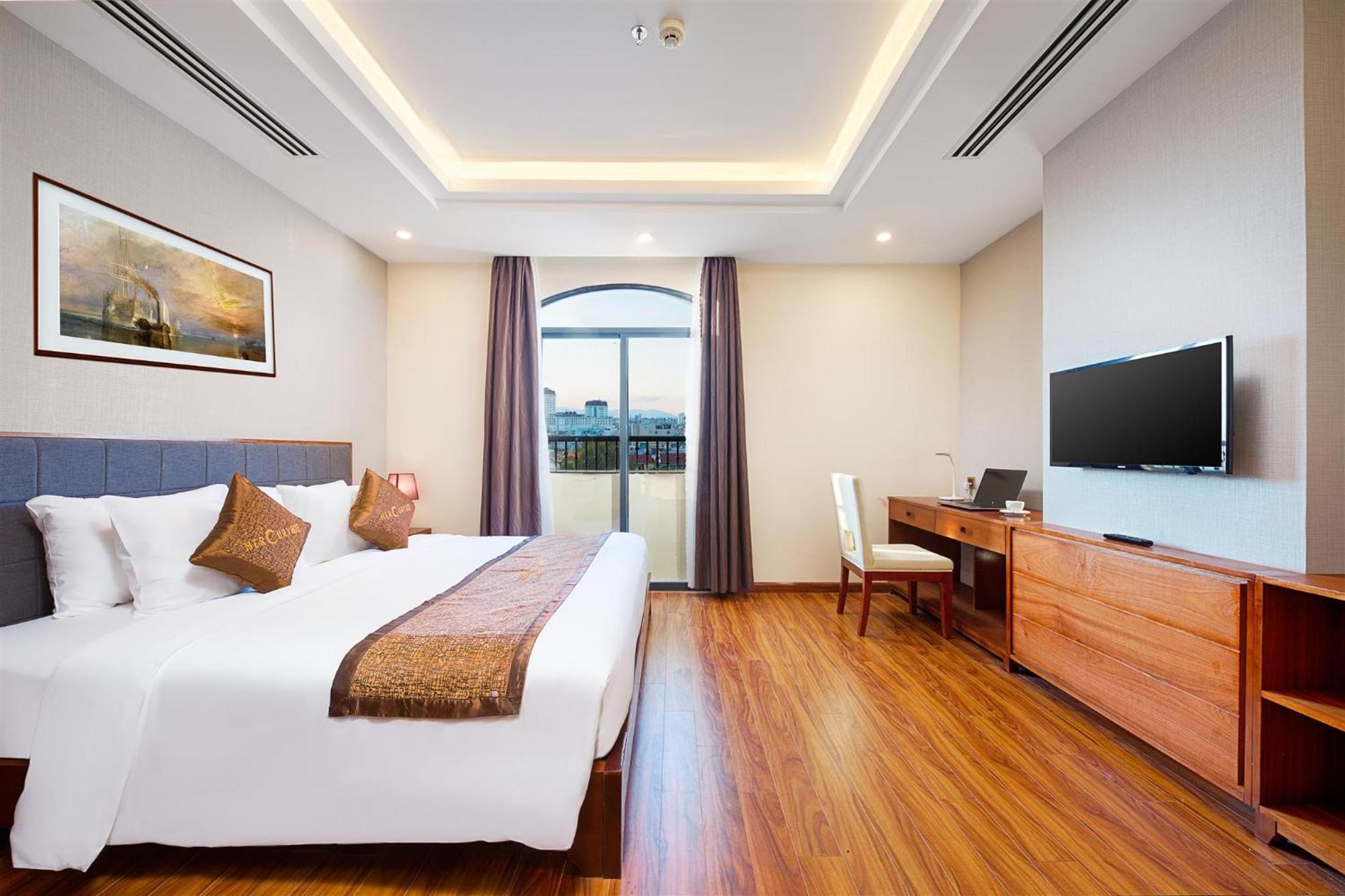 Mercury Apartment Danang Exterior photo
